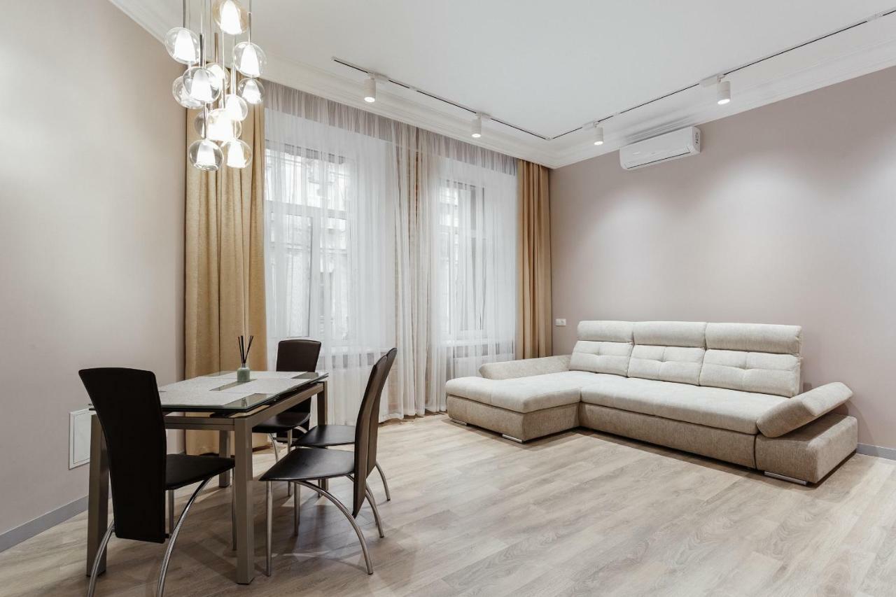 Central Barkar Apartments Οδησσός Εξωτερικό φωτογραφία
